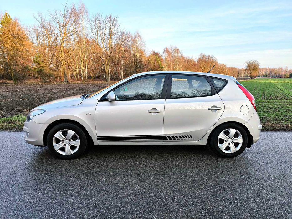 Hyundai i30 1.6 benzyna 2010r. 1wł. Polski Salon !