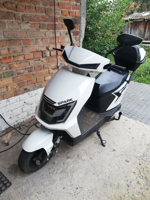 електроскутер Spark 1,5 кВт