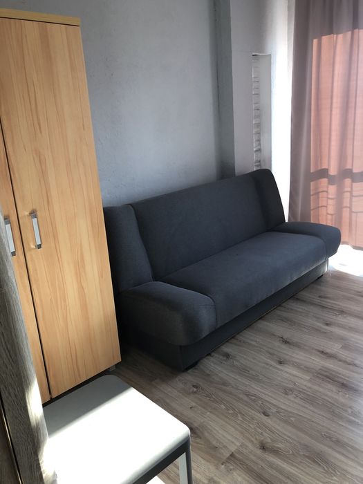 Pokoj jednoosobowy w mieszkaniu 4-pokojowym z balkonem