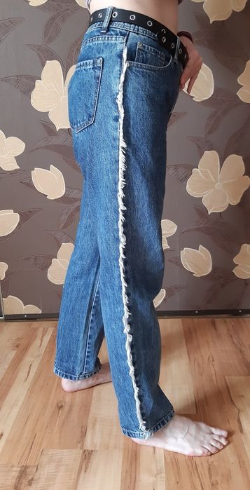 Spodnie jeansowe Sinsay