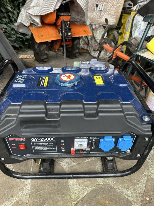 Продам Германия  бензогенератор новый 2500w!
