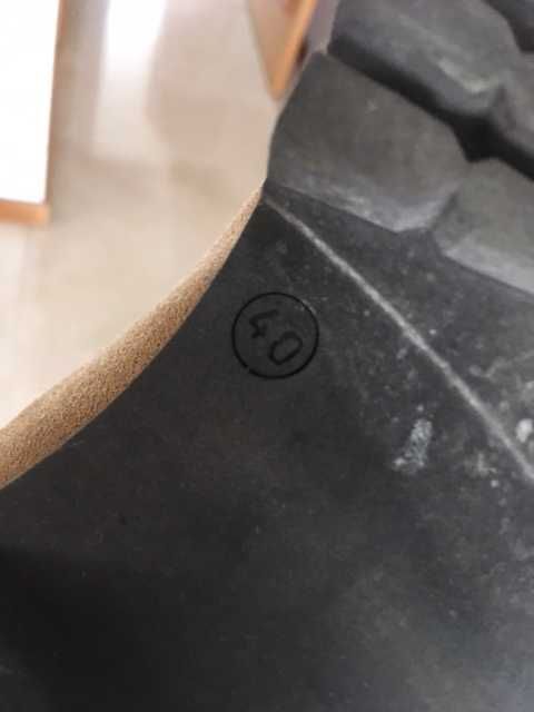 Botas Chelsea. Senhora. Pele. Marca: Is to me