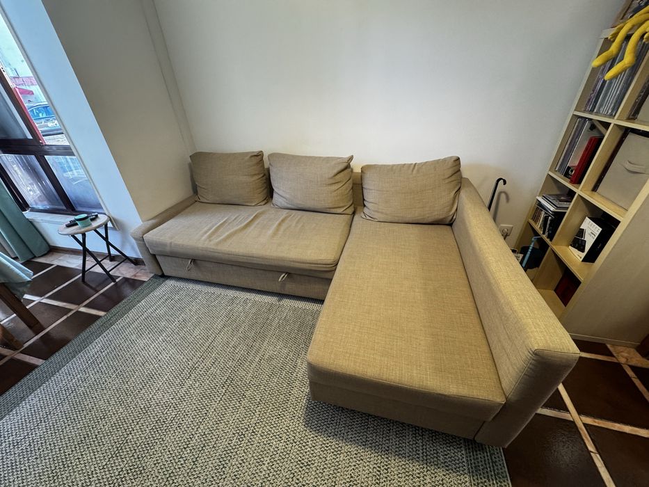 IKEA Friheten Sofá-cama de canto Skiftebo beige com chaise longue
