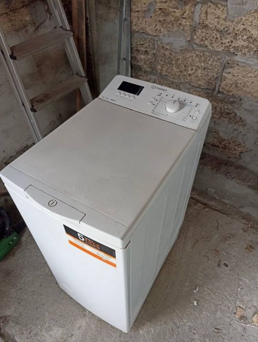 Стиральная машина indesit
