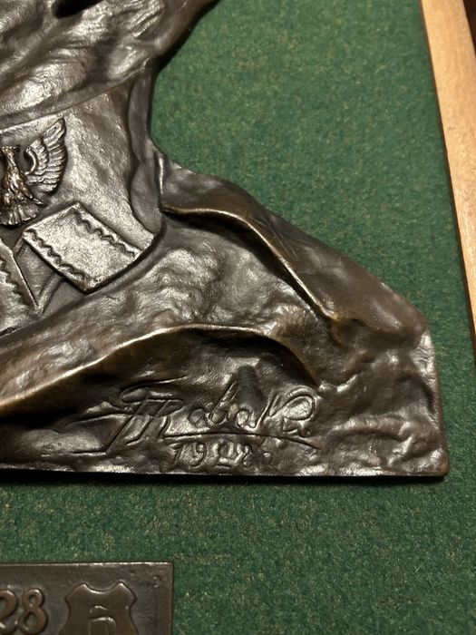 Józef Piłsudski/obraz/płaskorzezba w ramie.