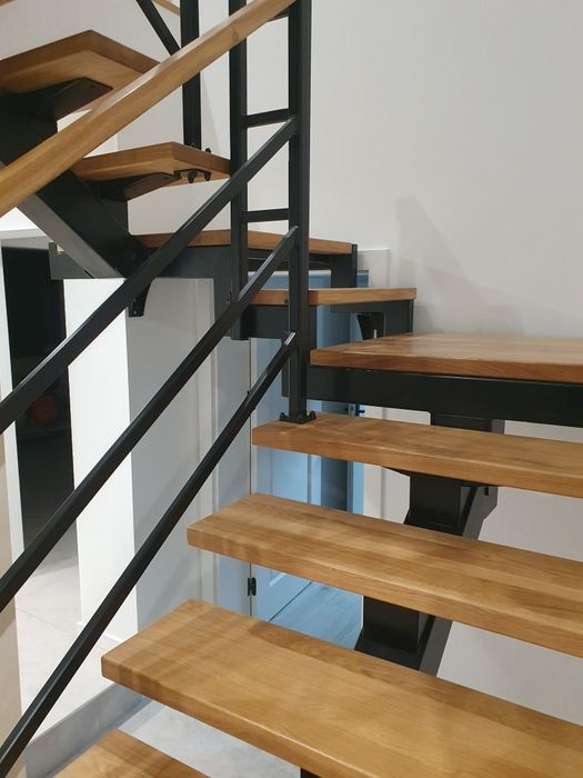 Konstrukcja metalowa schody wewnętrzne