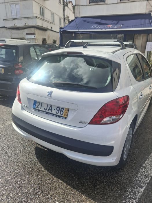 Peugeot 207 1.6 HDI 90CV