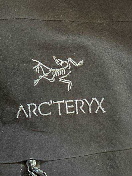 Ветровка arcteryx