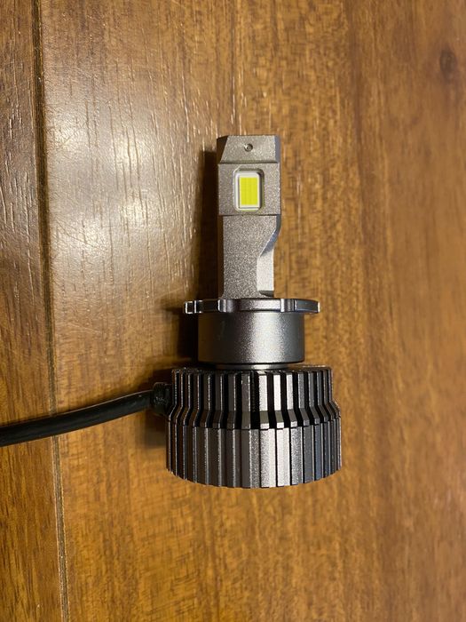 Żarówki D2S LED/ksenon  + przetwornice i adaptery