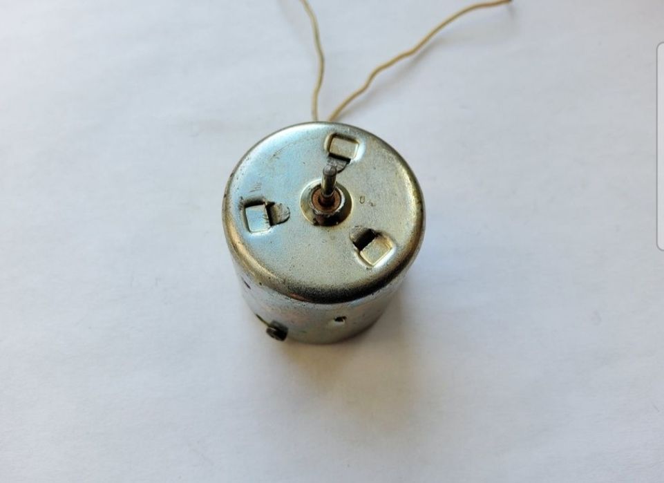 Моторчик для  децких игрушек