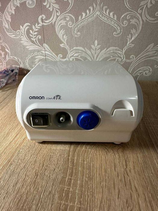 Нибулайзер ингалятор Omron NE-C28 plus отличное состояние