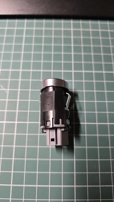 Продам б/у кнопку старт стоп