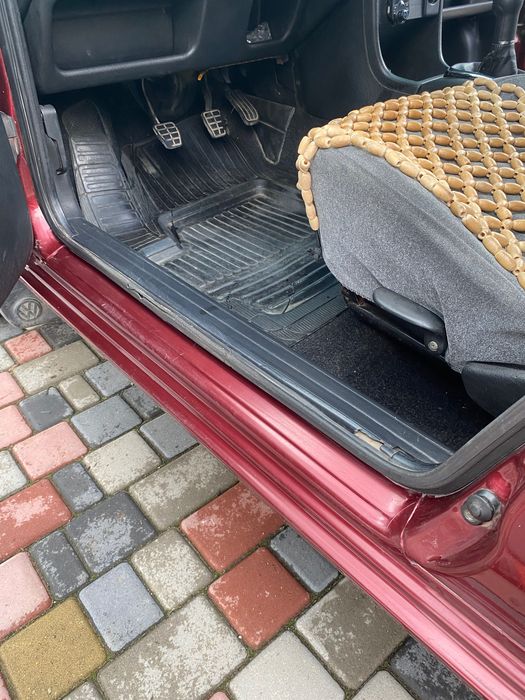 Авто VW пассат б4