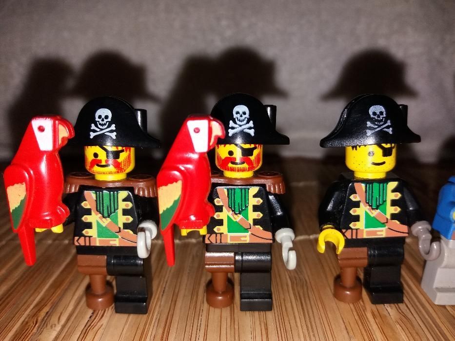 Lego System Piraci- Mini figurki Pirates