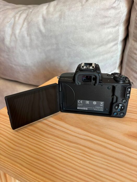 Canon M50 Mark II + lente kit 14-45 + lente 50 1.4