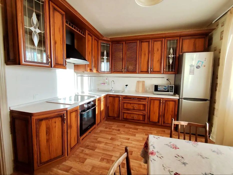 2-кімн. Максимовича/ Трутенко,9Б метро Васильківська