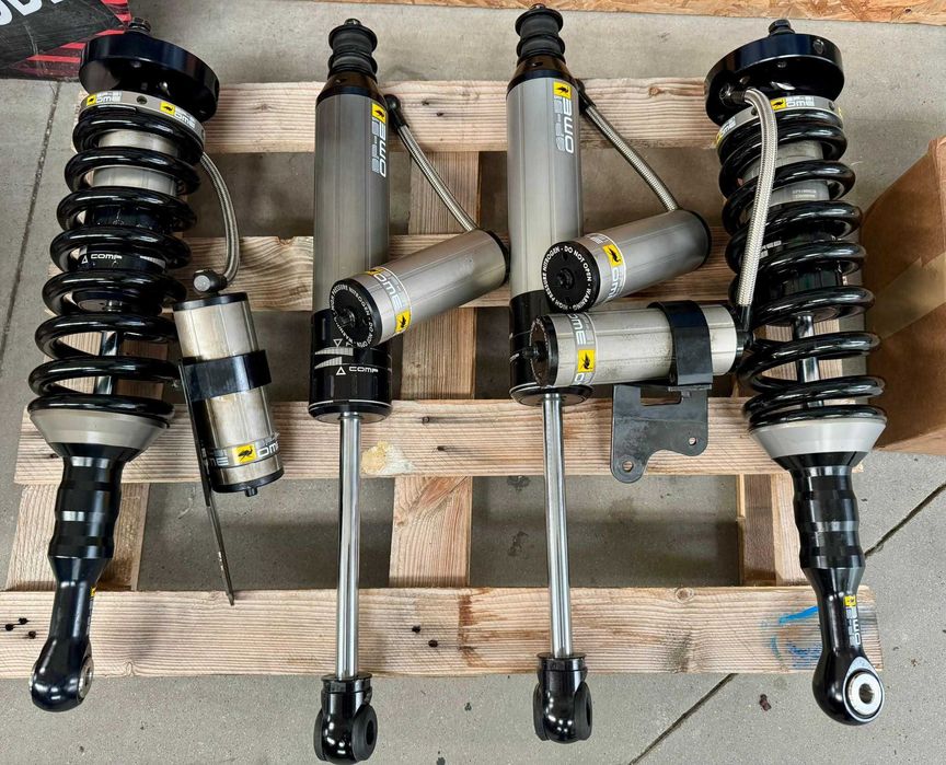 Suspensão Toyota Land Cruiser 120 e Toyota FJ Cruiser