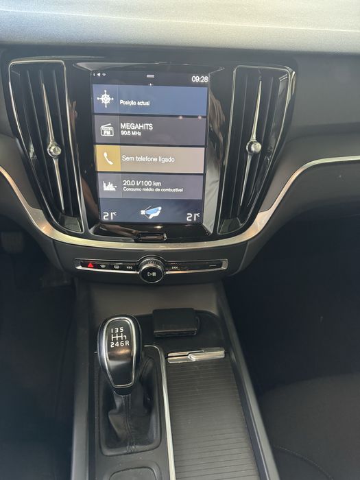 Volvo v60 2.0 D3 Momentum
