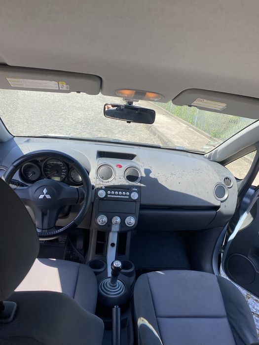 Mitsubishi Colt 2004