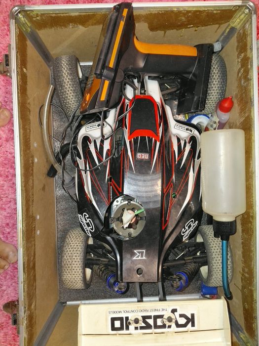 carro telecomandado  kyosho