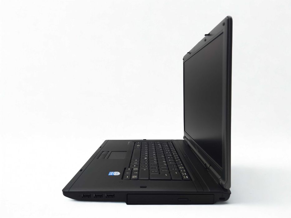 Laptop Używany Fujitsu V5515 Intel 2x 15,4  1,75GB 120 HDD WinXP Gw FV