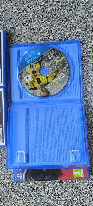 Conjunto de 4 jogos PlayStation 4