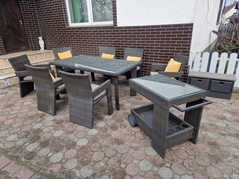 stół z rattanu szklany barek krzesła fotele 7szt poduszki szare szyba