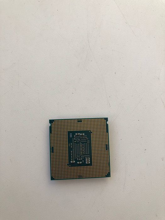 Процесор Intel core i3  i38100 3.6 ghz