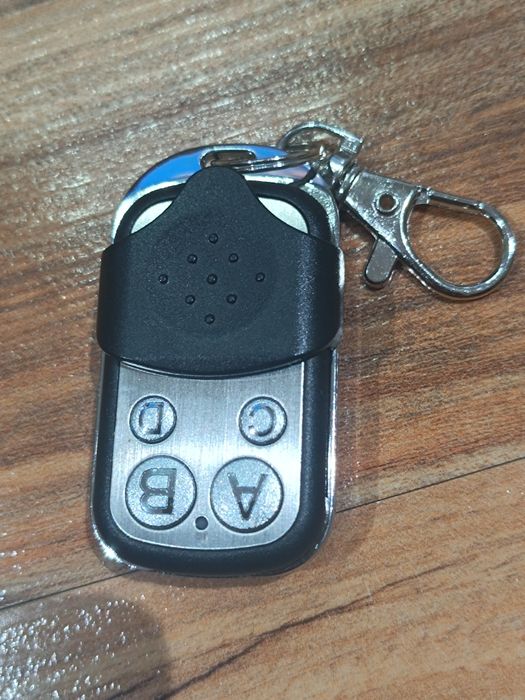 Pilot do bram garażowych 433.92 mhz