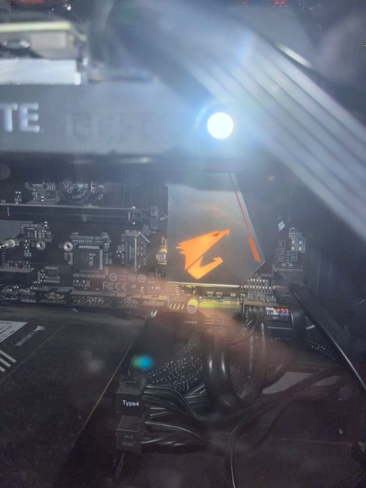 Computador Gaming | Ryzen 7 2700X + GTX 1660 | Bom Estado | Negociável