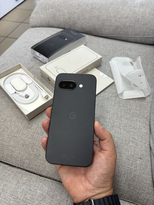 Google Pixel 9a 8/128GB