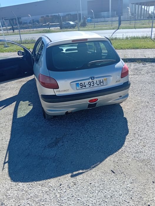 Para venda Peugeot 206 800 € negociaável