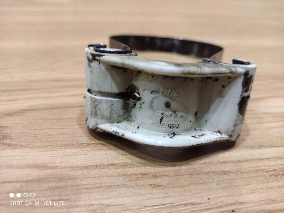 Stihl Hs 45 Uchwyt Mocowanie Sprężyna Hamulca