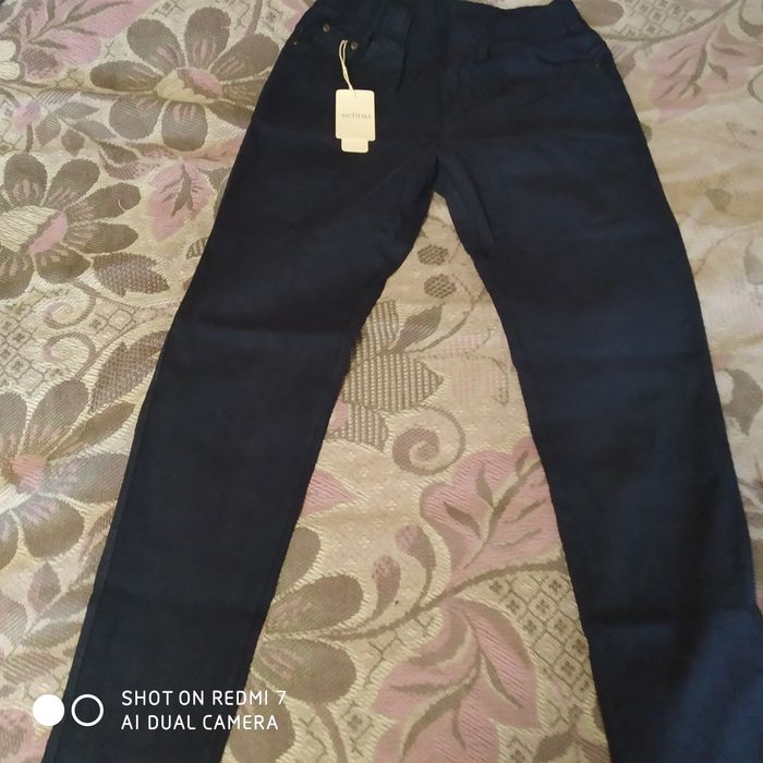 Продам джегинсы новые