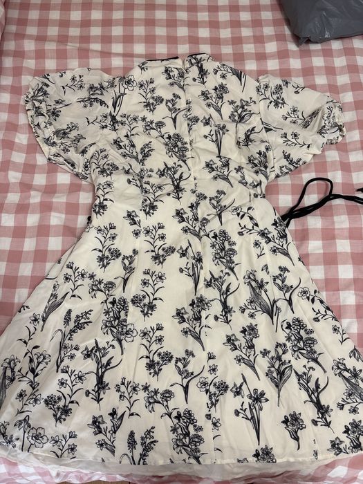 Vestido Shein preto e branco