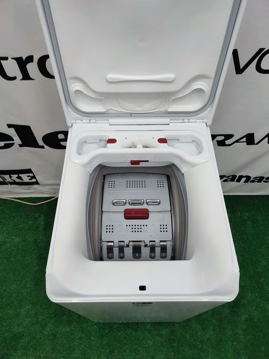 Вертикальна пральна машина AEG 6000 Series Lavamat ProSense A+++ 6кг