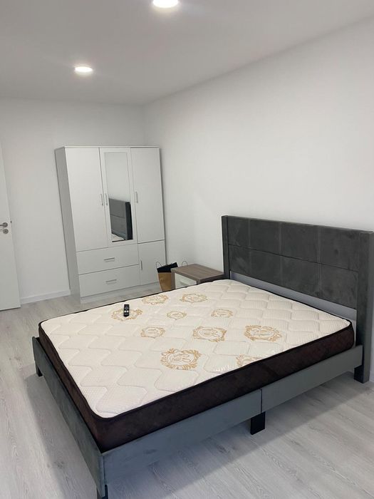 Os quartos ficam numa zona bem localizada com vista para o rio