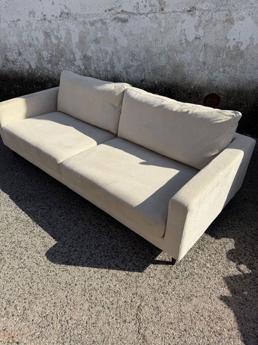 Sofá 3 Lugares Bege (Area)