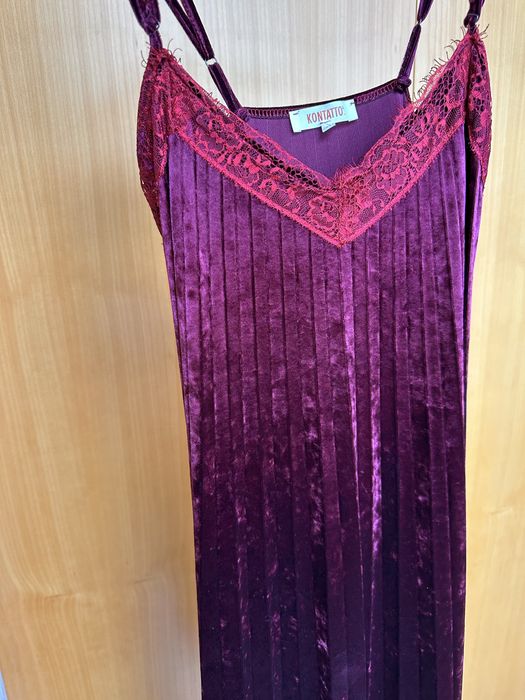 Vestido veludo com alças