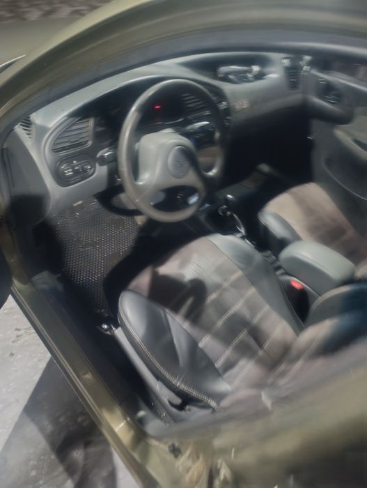 Sens 2004 повністю ціла.сів поїхав