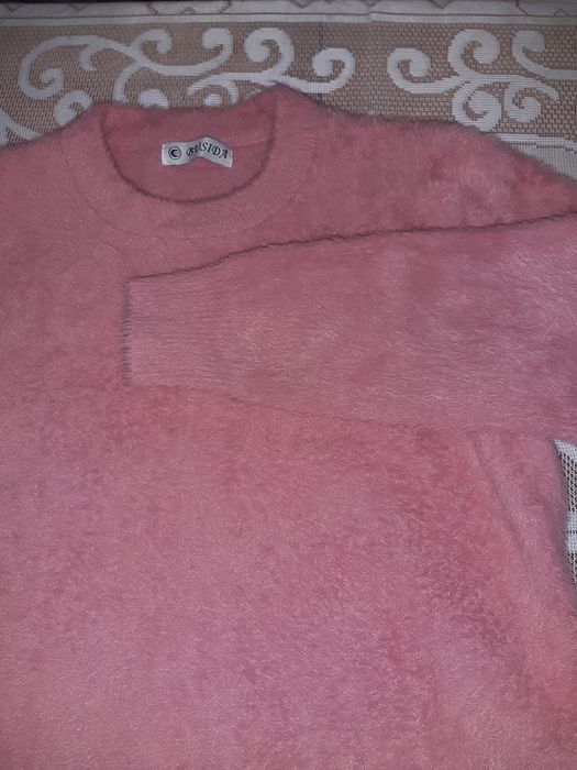 Продам кофту травичка