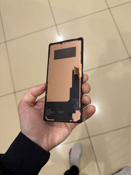 Дисплей + сенсор Google Pixel 6a (з рамкою)
