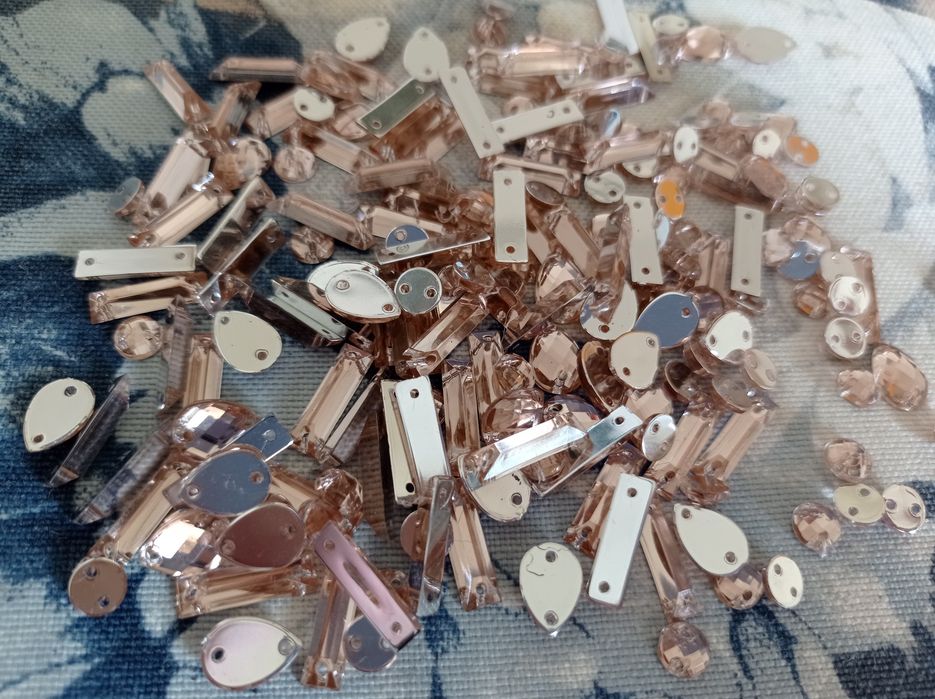 Стрази на одяг, ідеальні