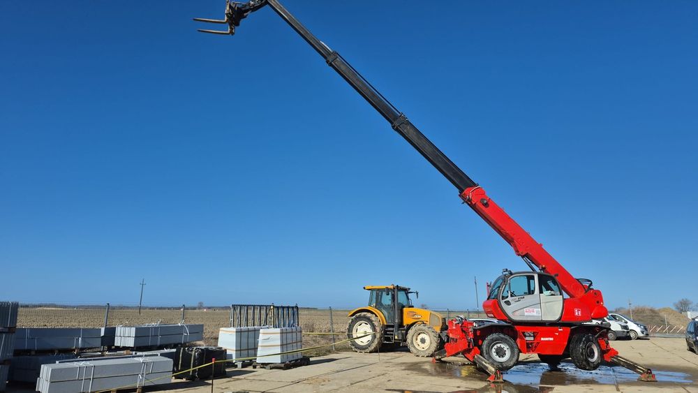 Manitou mrt 2150 ładowarką teleskopowa obrotowa  wynajem  krótko i  dlugo  terminowy .WYNAJEM Z OPERATOREM