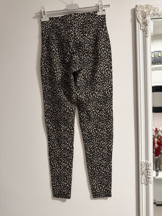 Legginsy w panterkę
