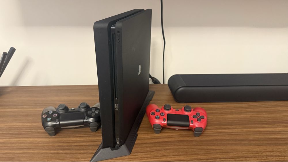 Playstation PS4 slim, 500 gb