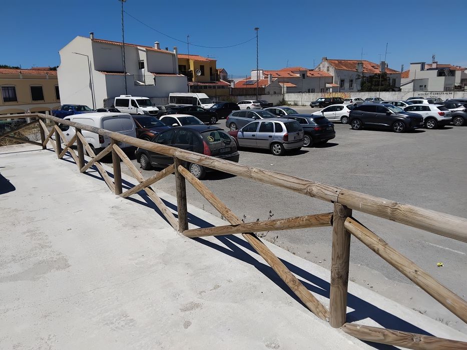 Montagem de vedação. Clotures. ..fence.  je parle francais e inglês