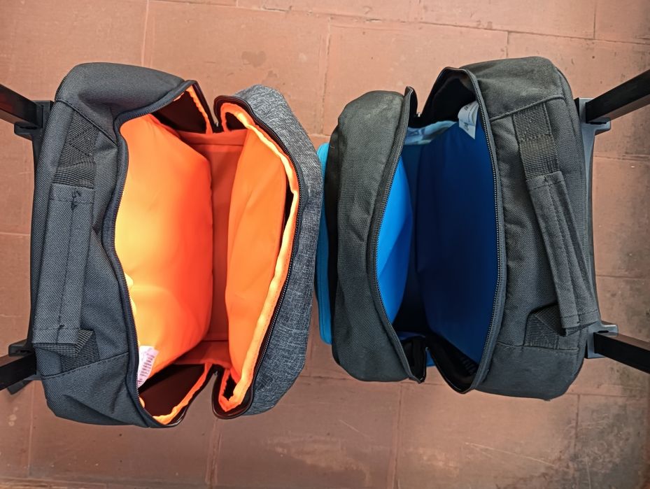 Duas mochilas Quiksilver c/rodas