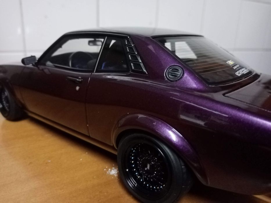 Miniaturas de carros 1.18
