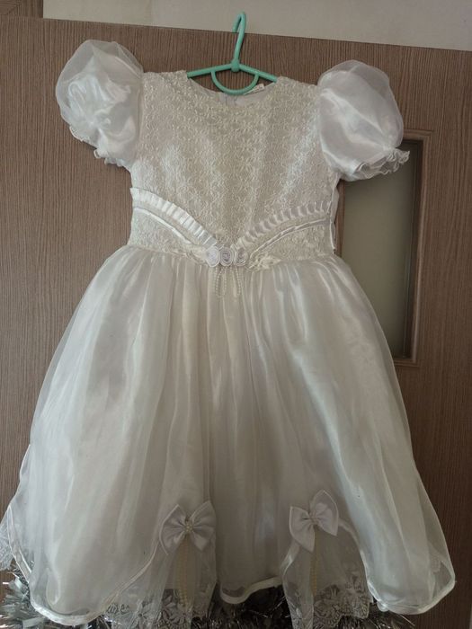 Новорічні сукні.